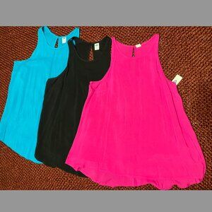 OLD NAVY  Relaxed Sleeveless Keyhole Tops (Set of 3) in Solid Colors - Size XS